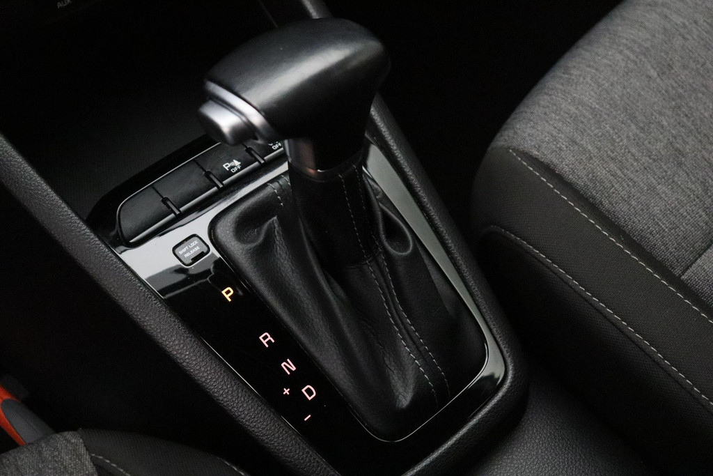 47477097-2.jpg