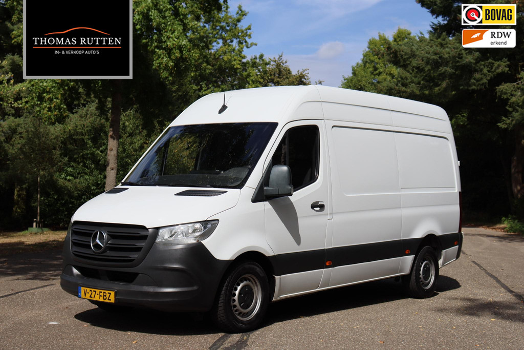 51776197
