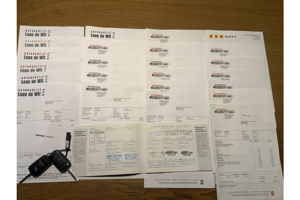 53762992-13.jpg