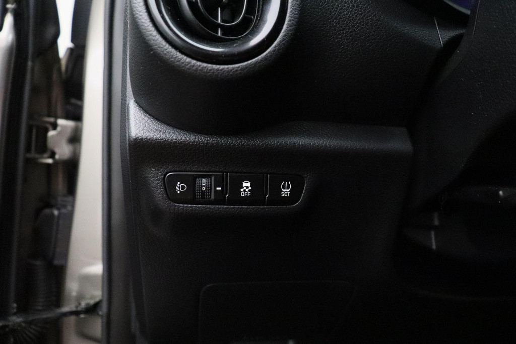 54394964-22.jpg