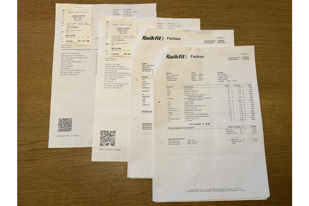 54512608-17.jpg