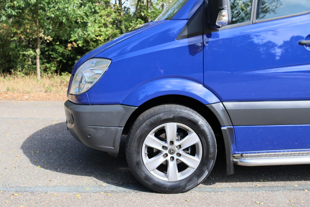 56207159-24.jpg